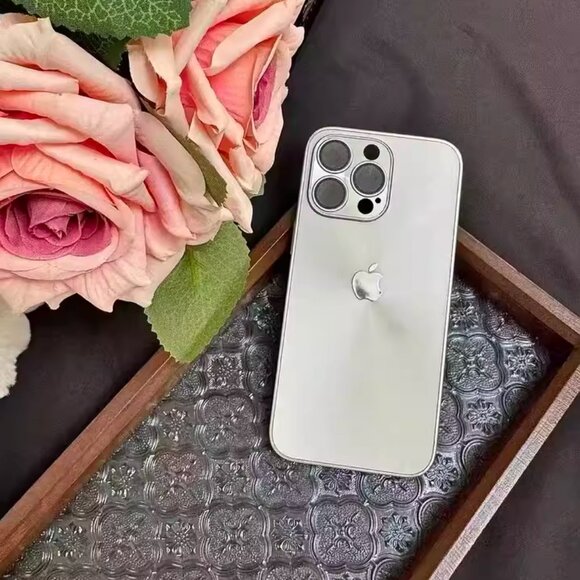 Cream iPhone16 Case - Picture 1 of 2